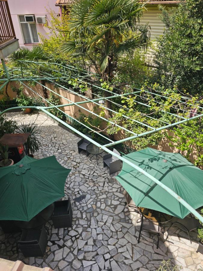 Danisimo Hotel Тбилиси Екстериор снимка
