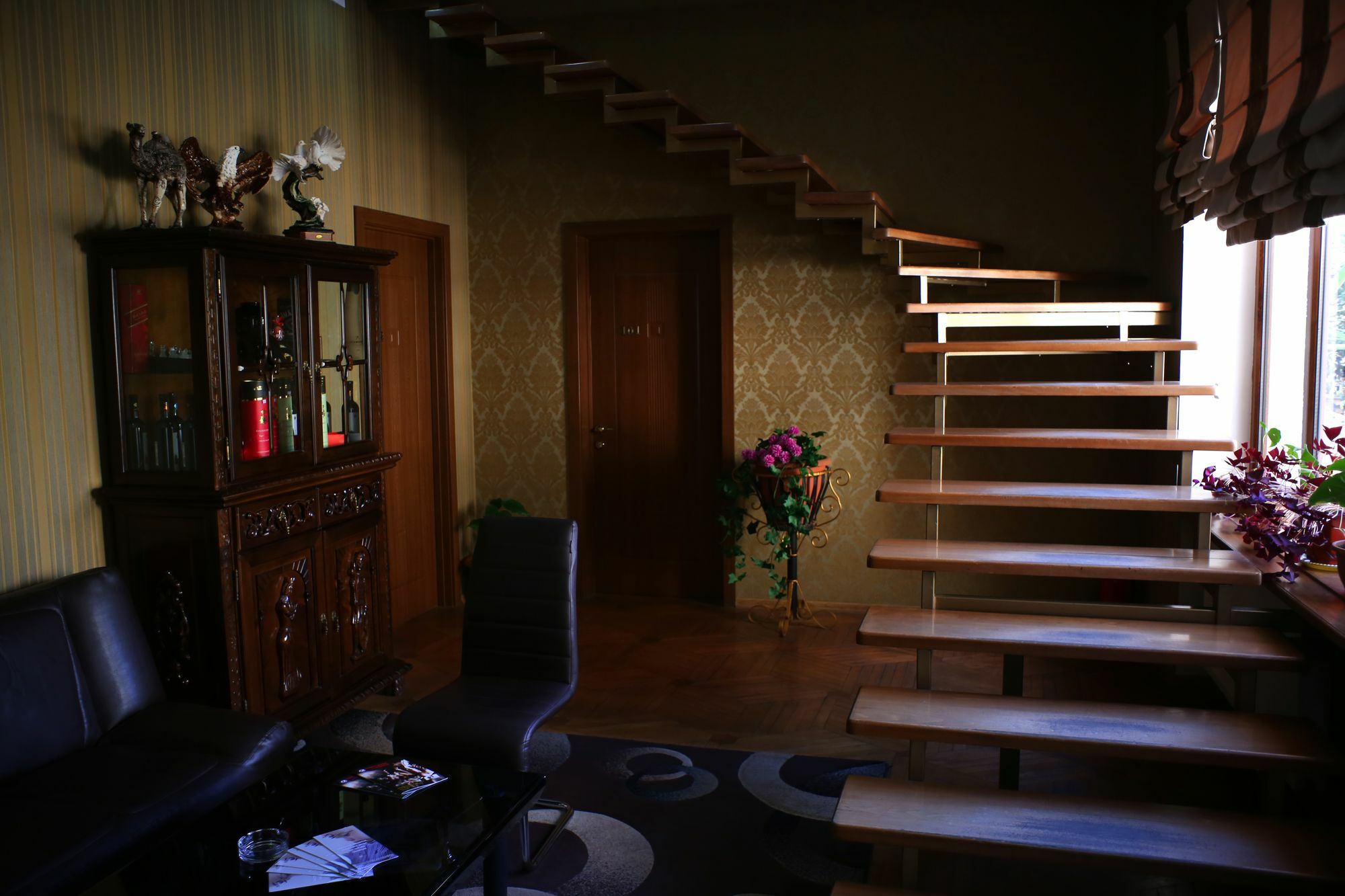 Danisimo Hotel Тбилиси Екстериор снимка